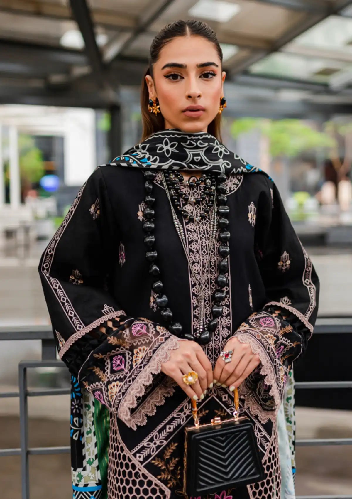 Parishay Riwayat Winter'23 LP-10 - Mohsin Saeed Fabrics