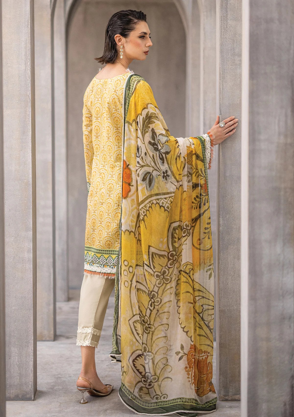 Roheenaz Azalea Printed Lawn'24 RNZ-03A - Mohsin Saeed Fabrics