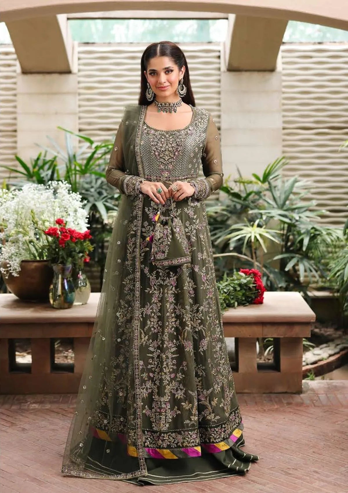 mohsin-saeed-fabrics-affordable-luxury-outfits-for-daily-formal-and-wedding-wear-This-product-is-from-roheenaz-aangan-luxury-chiffon25-d-01-mehwar-is-available-on-Mohsin-saeed-fabrics-website.