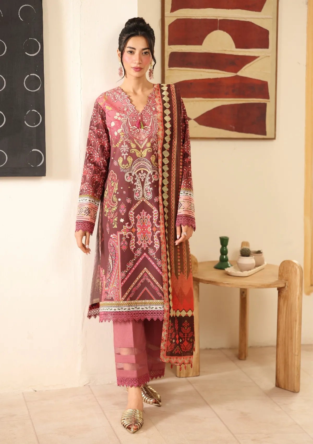 mohsin-saeed-fabrics-luxury-fashion-collection-daily-wear-wedding-and-formal-in-budget-This-product-is-from-roheenaz-pareesa-printed-cambric25-humaina-is-available-on-Mohsin-saeed-fabrics-website.