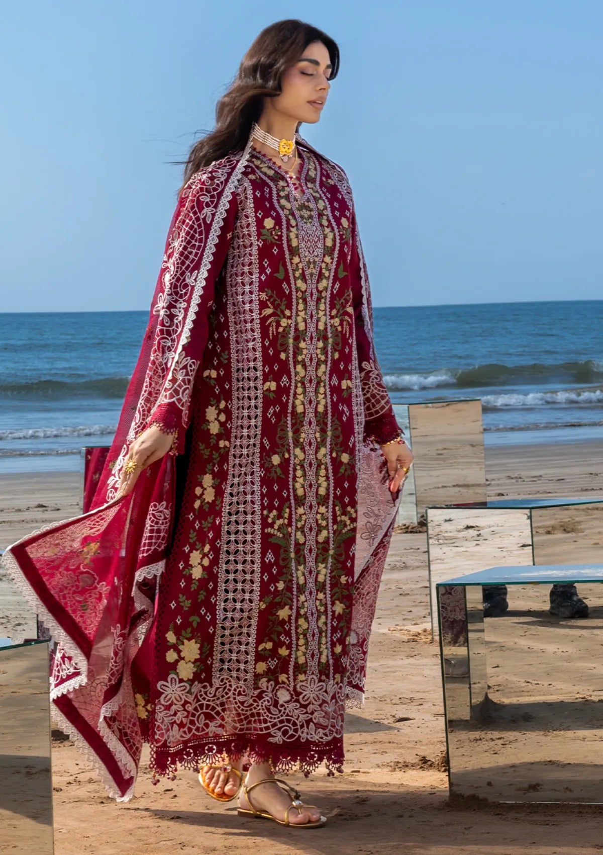 Mahnur Sirene Luxury Lawn'26 S-11