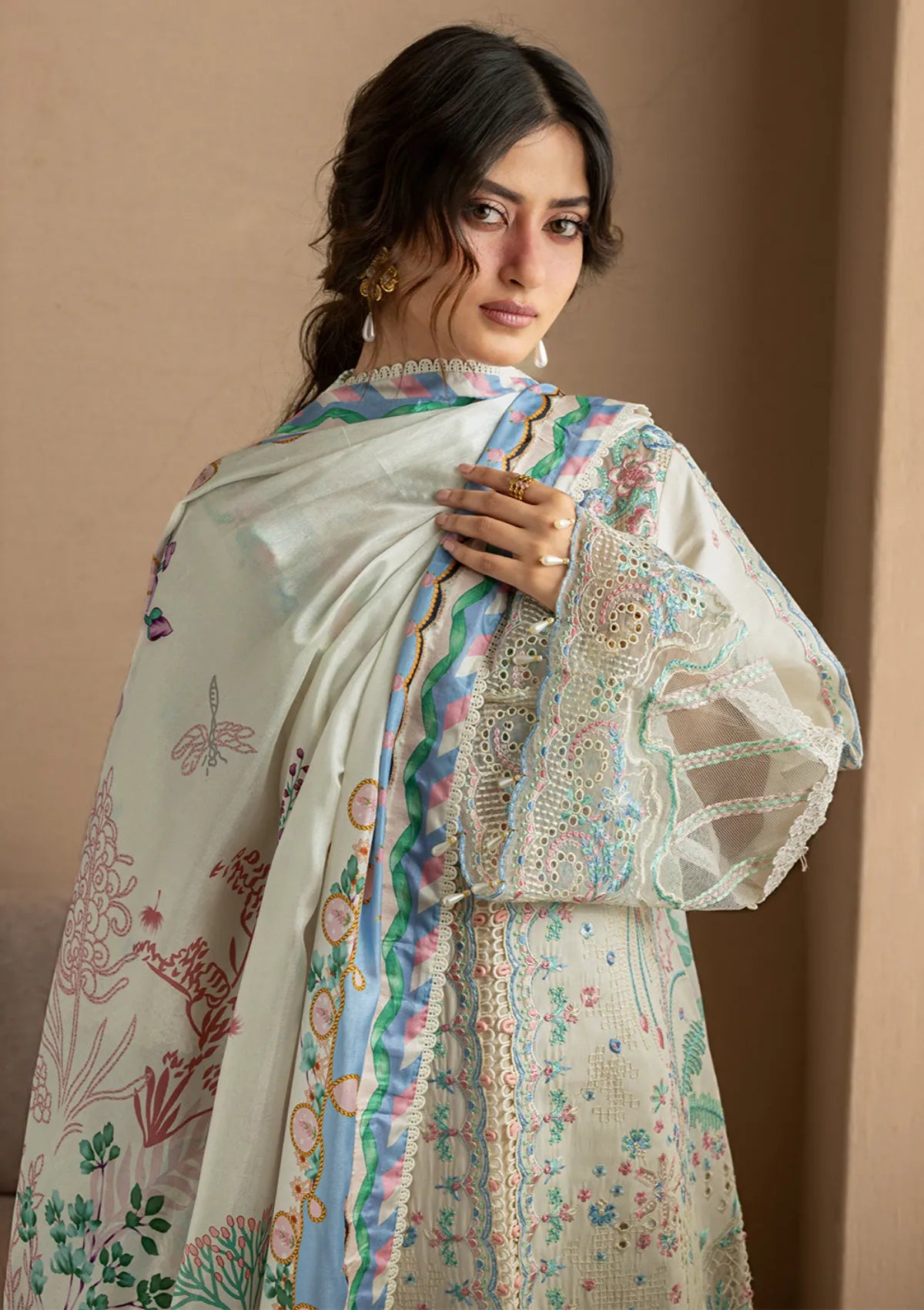 Mahnur Sirene Luxury Lawn'26 S-14