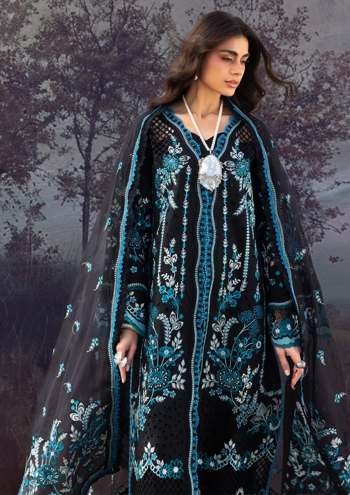 Mahnur Sirene Luxury Lawn'26 S-16