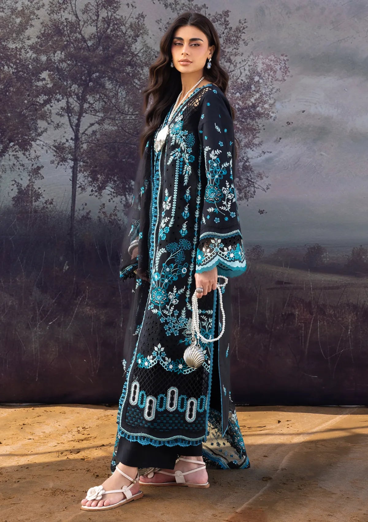 Mahnur Sirene Luxury Lawn'26 S-16