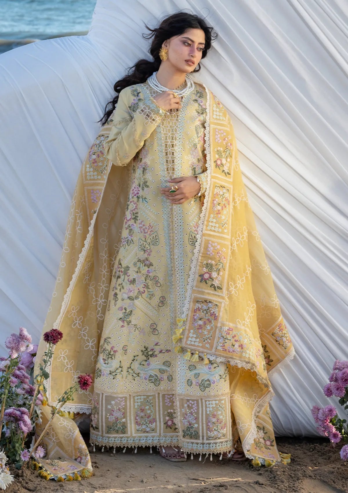 Mahnur Sirene Luxury Lawn'26 S-02