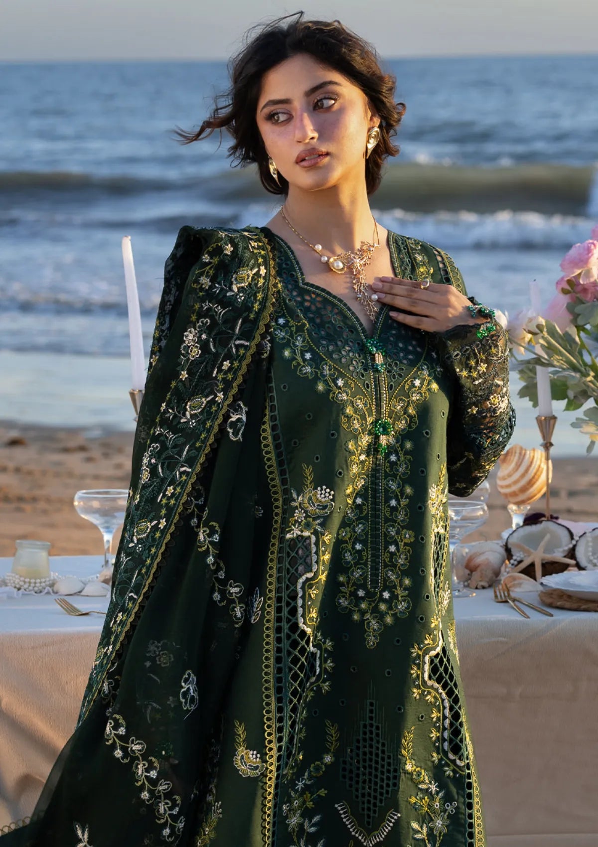 Mahnur Sirene Luxury Lawn'26 S-03