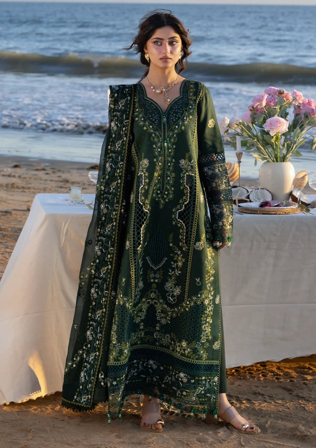 Mahnur Sirene Luxury Lawn'26 S-03