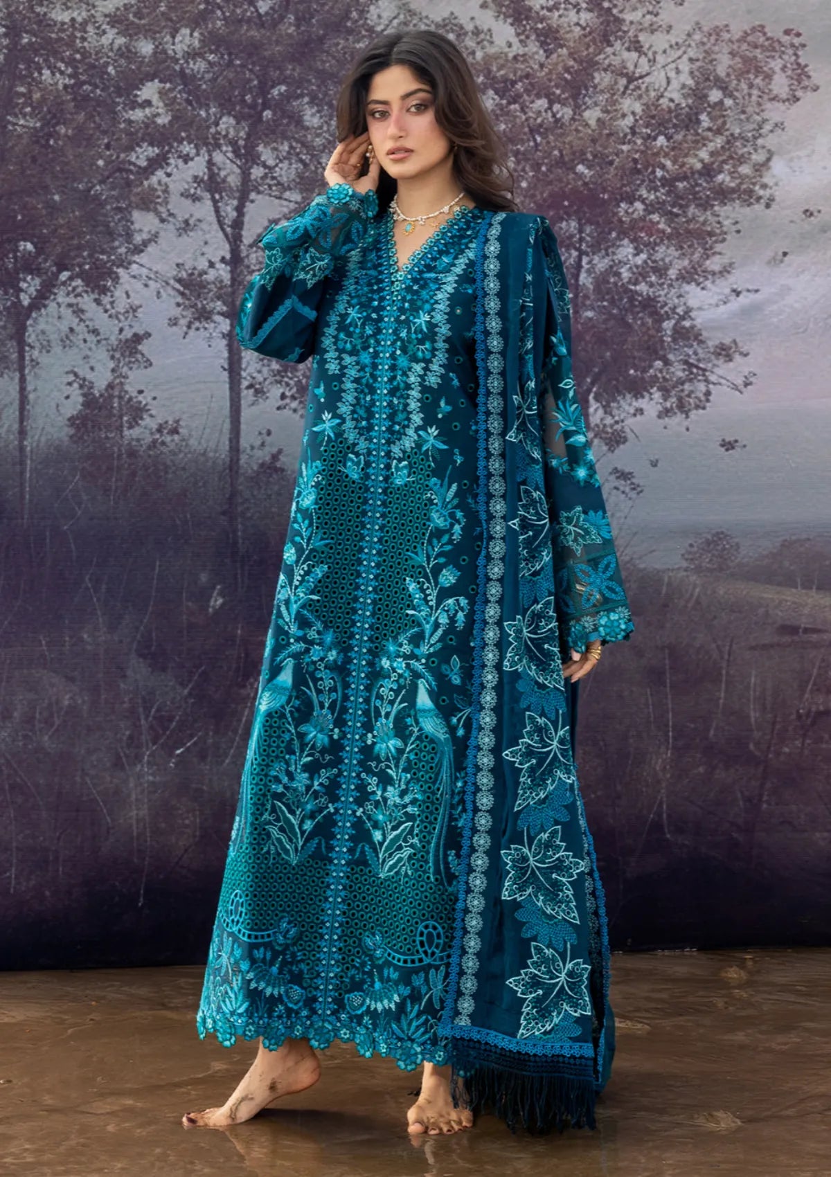 Mahnur Sirene Luxury Lawn'26 S-04