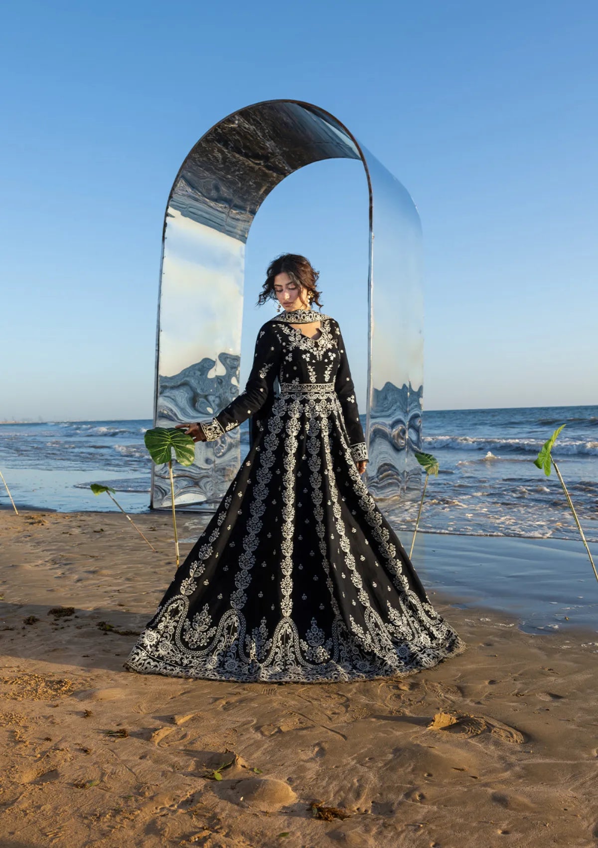 Mahnur Sirene Luxury Lawn'26 S-05