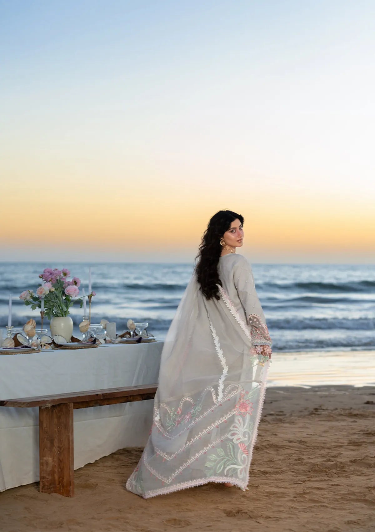 Mahnur Sirene Luxury Lawn'26 S-06