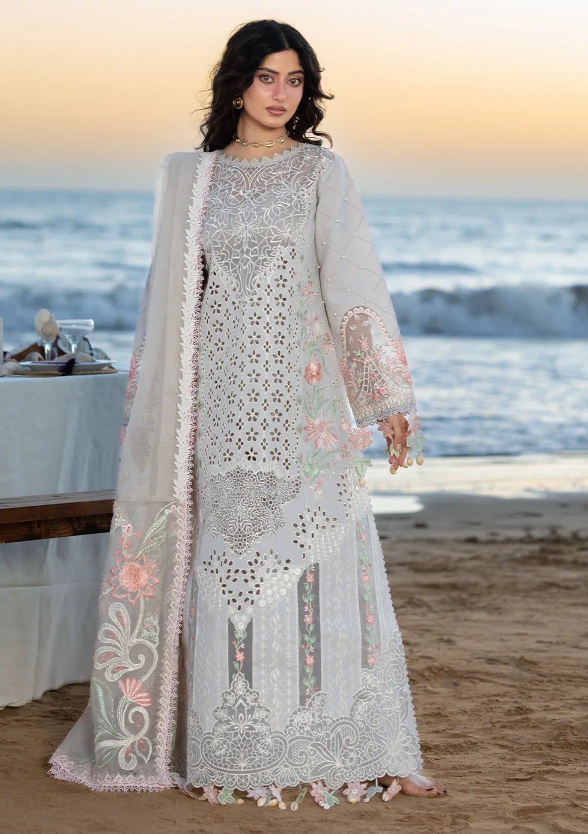 Mahnur Sirene Luxury Lawn'26 S-06