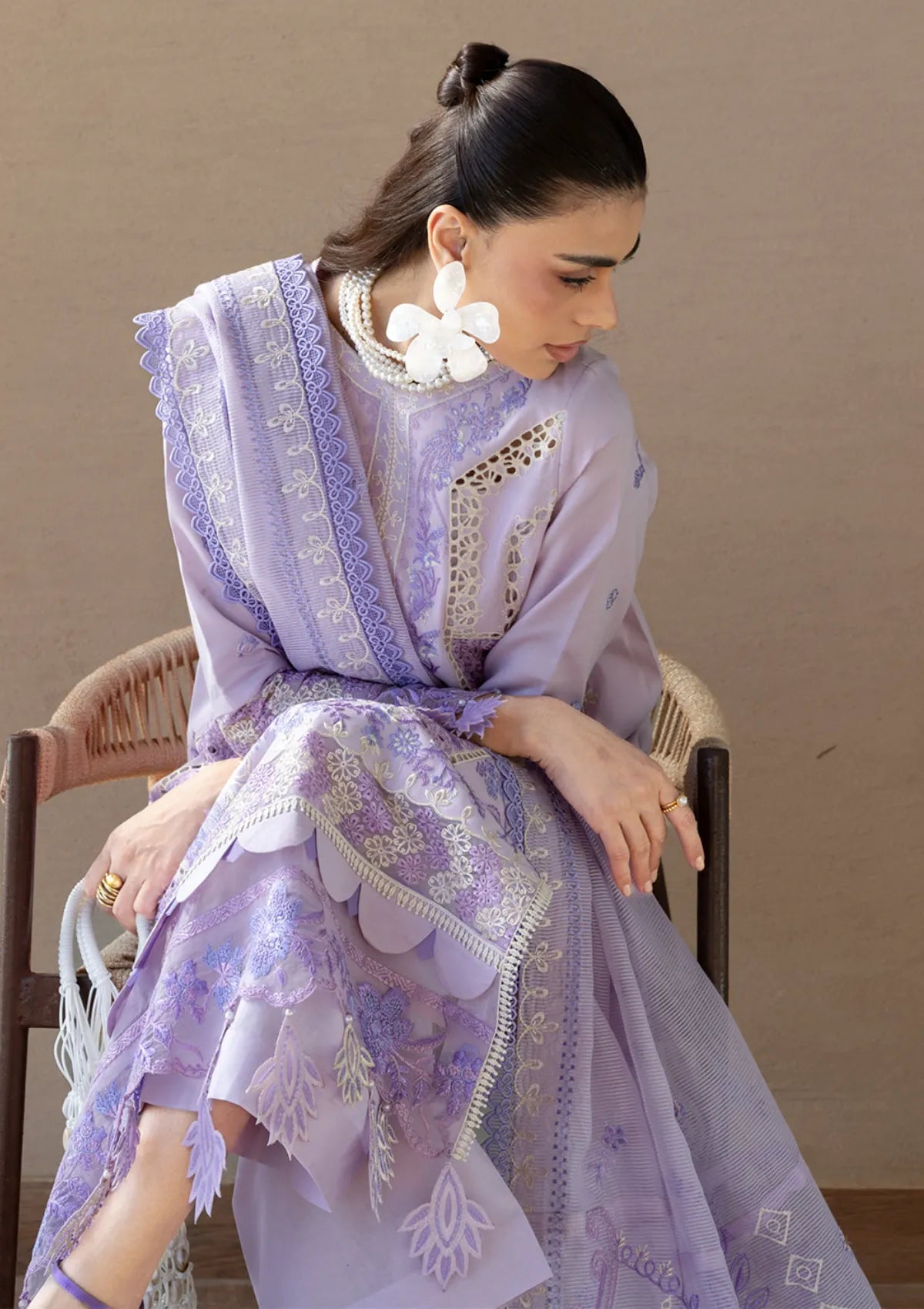 Mahnur Sirene Luxury Lawn'26 S-07