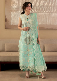 Mahnur Sirene Luxury Lawn'26 S-08