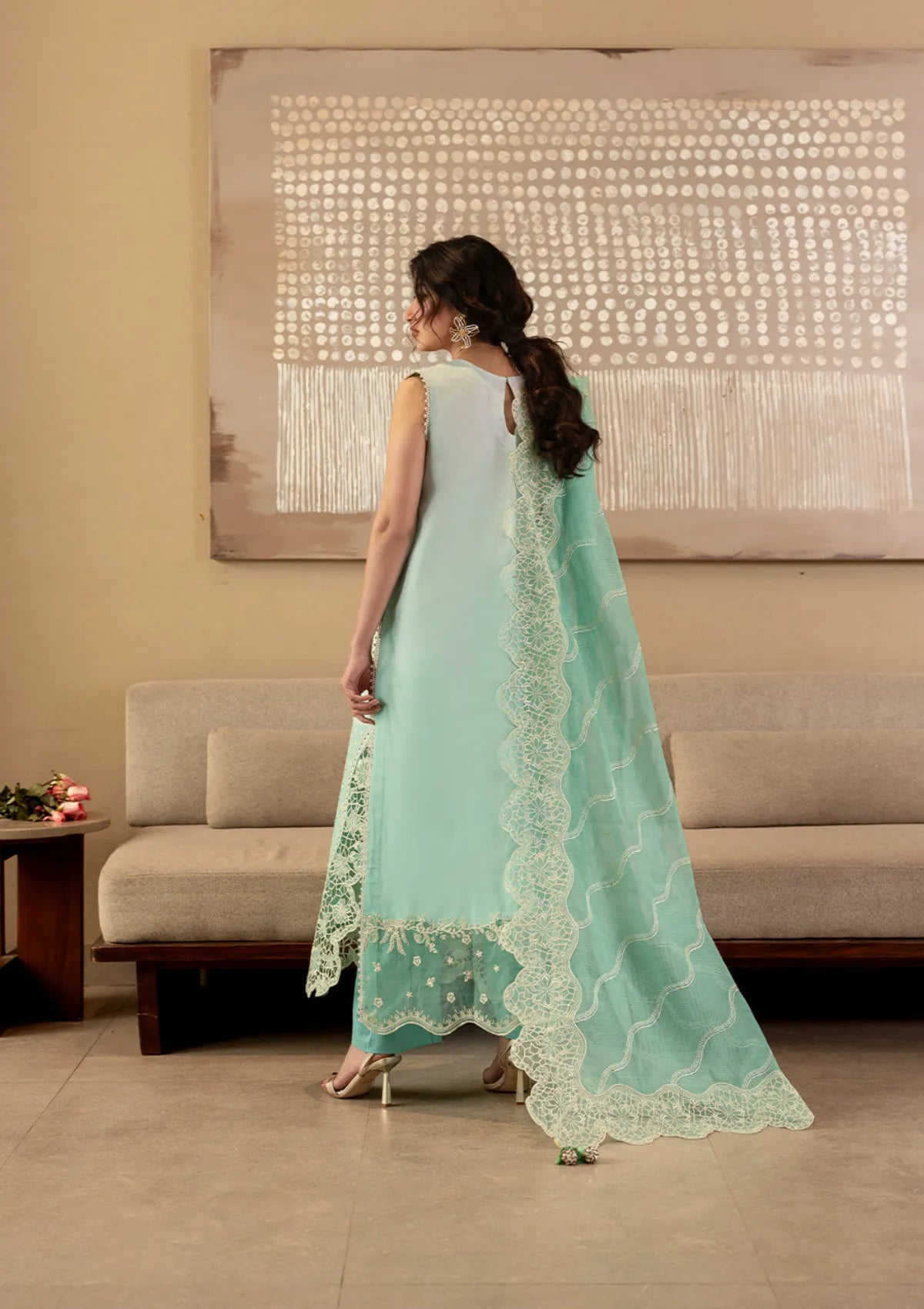 Mahnur Sirene Luxury Lawn'26 S-08