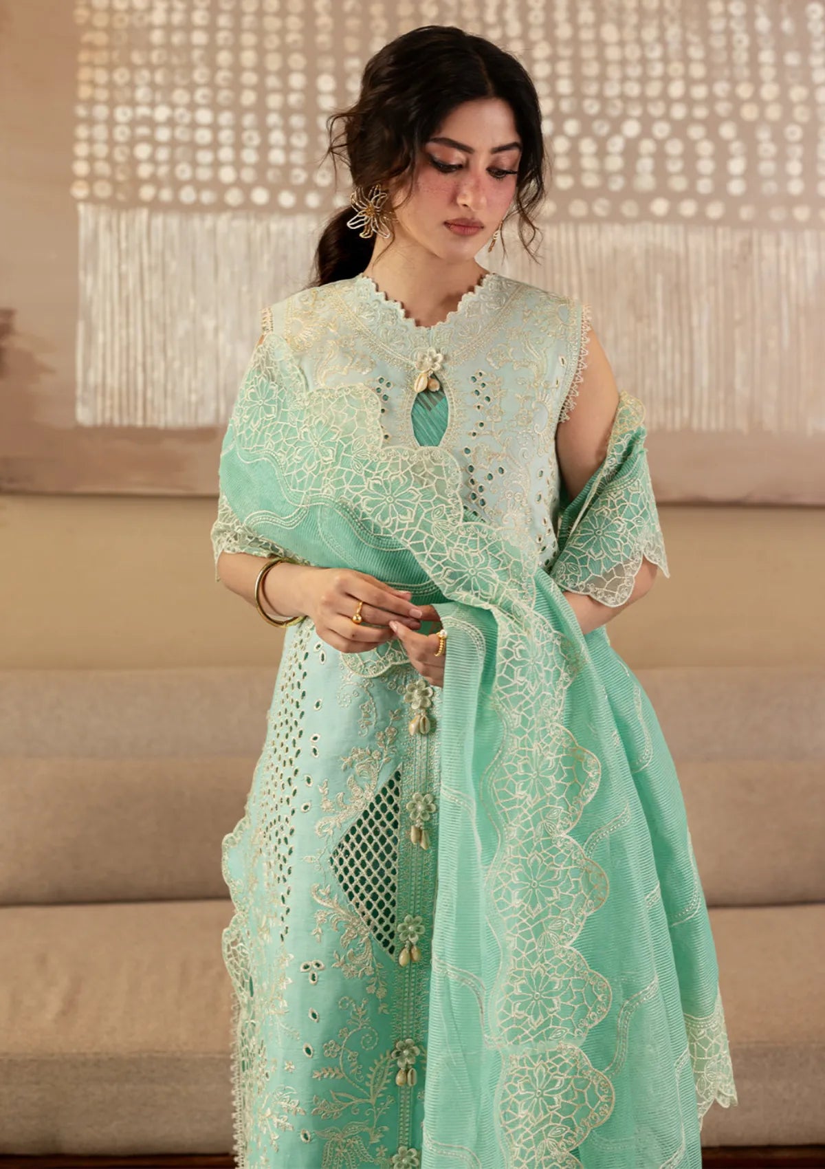 Mahnur Sirene Luxury Lawn'26 S-08