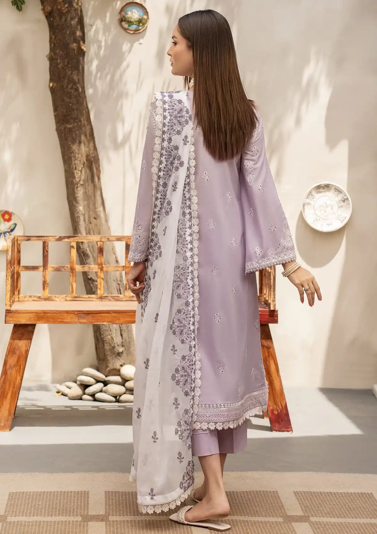 Zarif Festive Lawn'24 ZFL-02-ILSA - Mohsin Saeed Fabrics