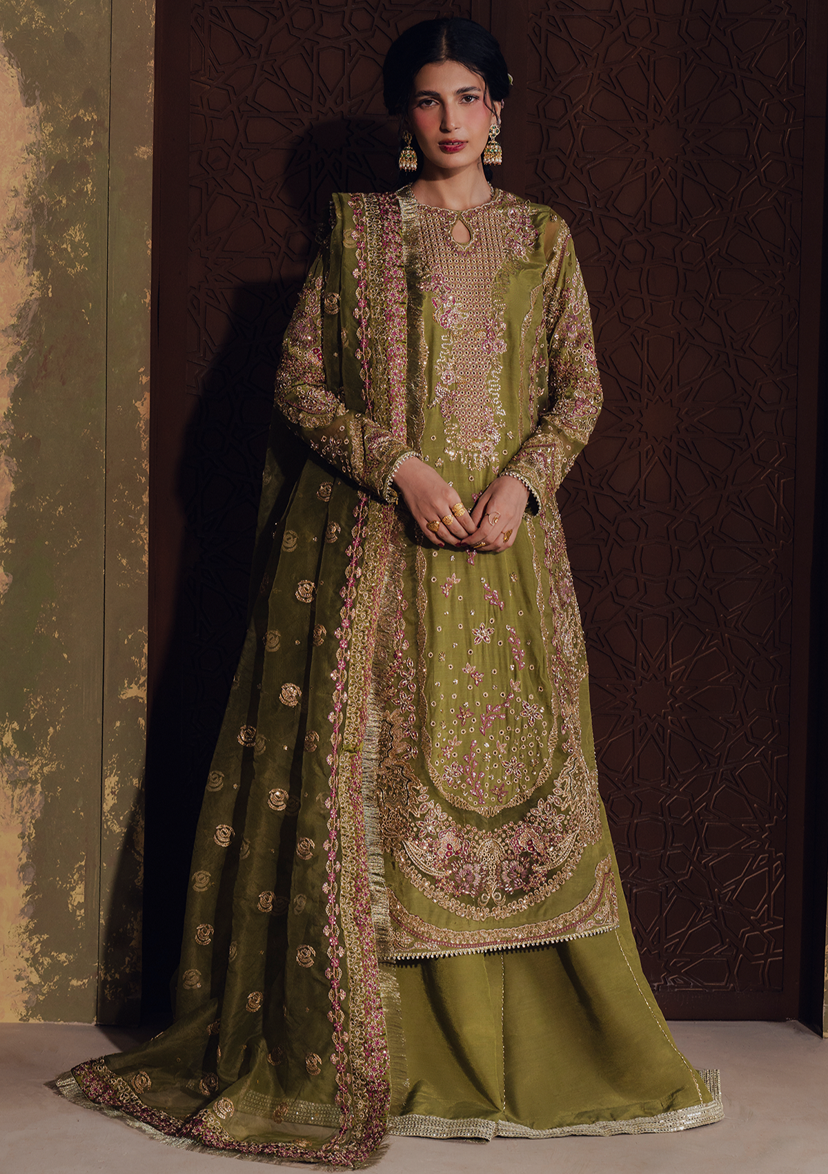 Zarposh Jahanara'26 -ZARMINA