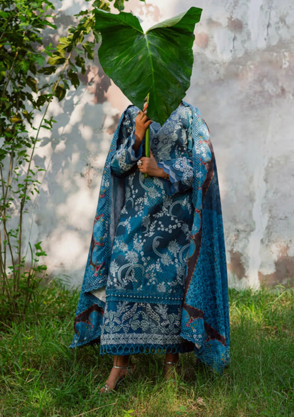 Parishay Rang e Sarma Khaddar'25 SAR-01