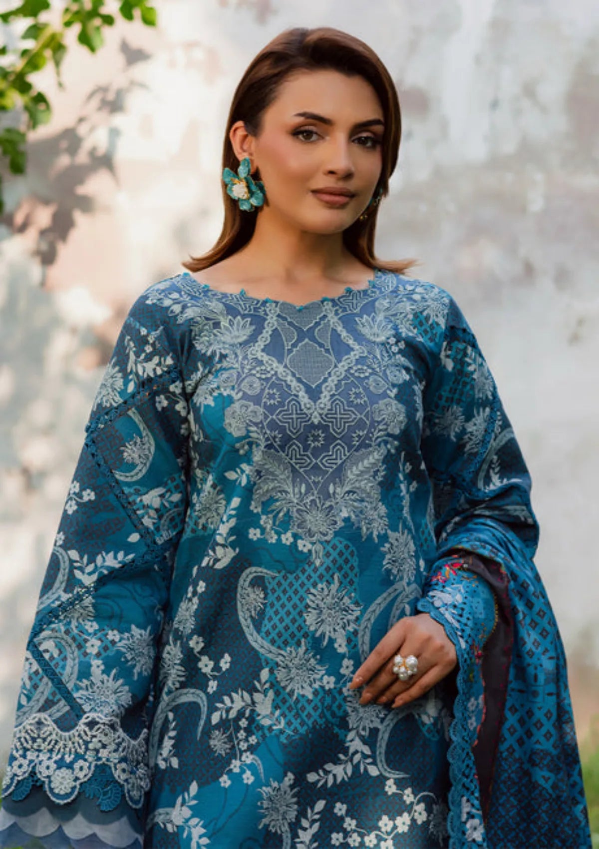 Parishay Rang e Sarma Khaddar'25 SAR-01