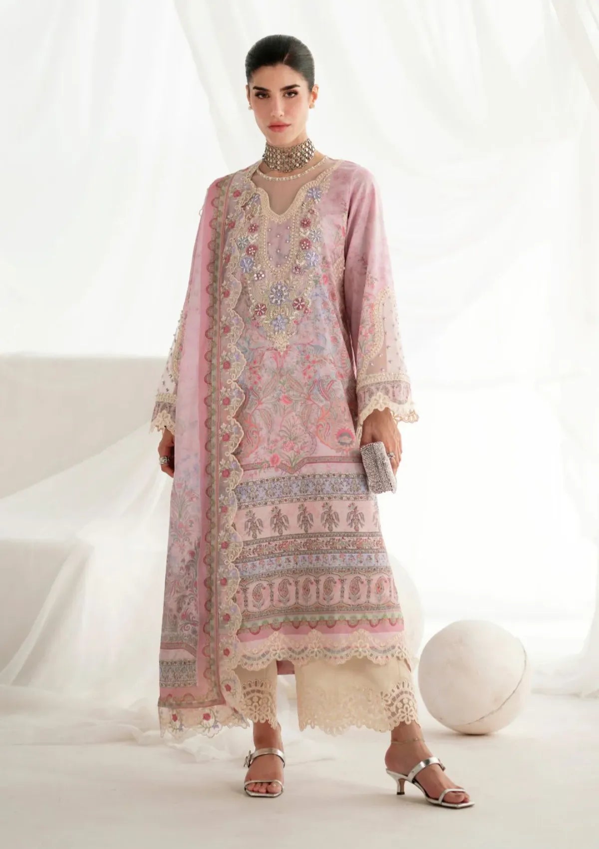 mohsin-saeed-fabrics-is-selling-online-and-in stores-Luxury-daily-wear-wedding-wear-formal-wear-in-budgeted-price-This-product-is-from-ajr-couture-garden-whispers-prints25-ajr-gw-05-serenya-is-available-on-Mohsin-saeed-fabrics-website.
