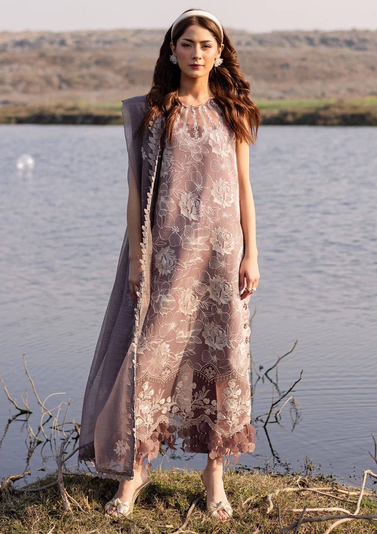 mohsin-saeed-fabrics-designer-daily-wear-formal-and-wedding-suits-within-budget-This-product-is-from-parishay-shangrila-summer-edit-25-shg-02-is-available-on-Mohsin-saeed-fabrics-website.