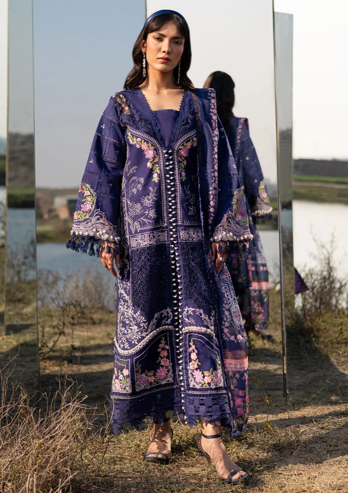 mohsin-saeed-fabrics-designer-daily-wear-formal-and-wedding-suits-within-budget-This-product-is-from-parishay-shangrila-summer-edit-25-shg-05-is-available-on-Mohsin-saeed-fabrics-website.