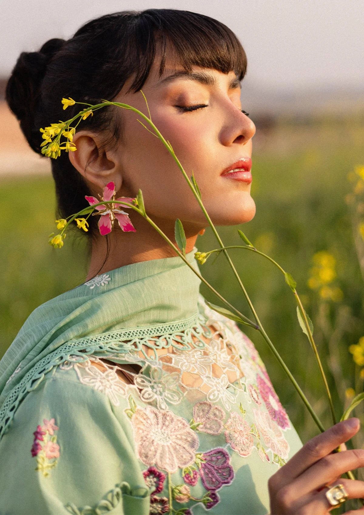 mohsin-saeed-fabrics-designer-daily-wear-formal-and-wedding-suits-within-budget-This-product-is-from-parishay-shangrila-summer-edit-25-shg-07-is-available-on-Mohsin-saeed-fabrics-website.