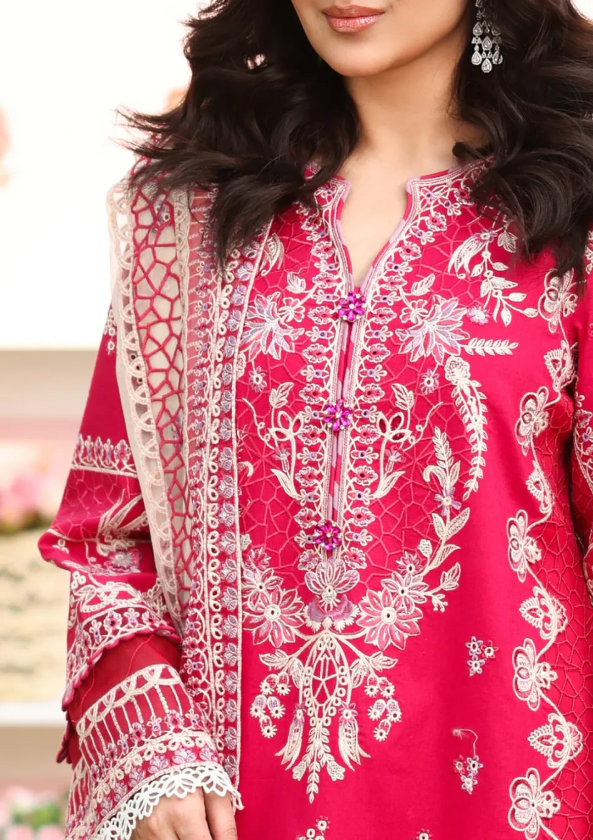 mohsin-saeed-fabrics-is-selling-online-and-in stores-Luxury-daily-wear-wedding-wear-formal-wear-in-budgeted-price-This-product-is-from-hayam-eid-luxury-lawn25-sl-90-basma-is-available-on-Mohsin-saeed-fabrics-website.