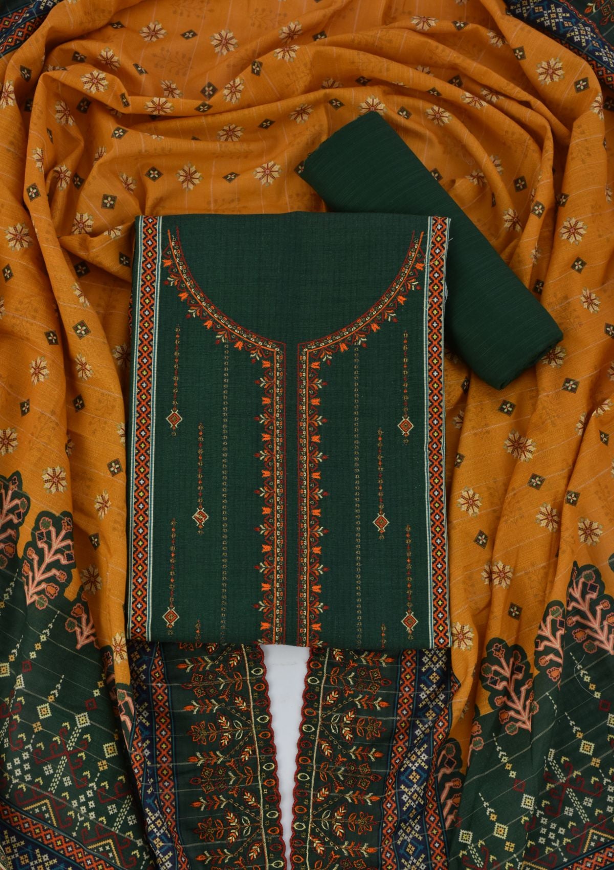 Bin Saeed Emb Khaddar'23 D-04 (Dark Green) – Mohsin Saeed Fabrics