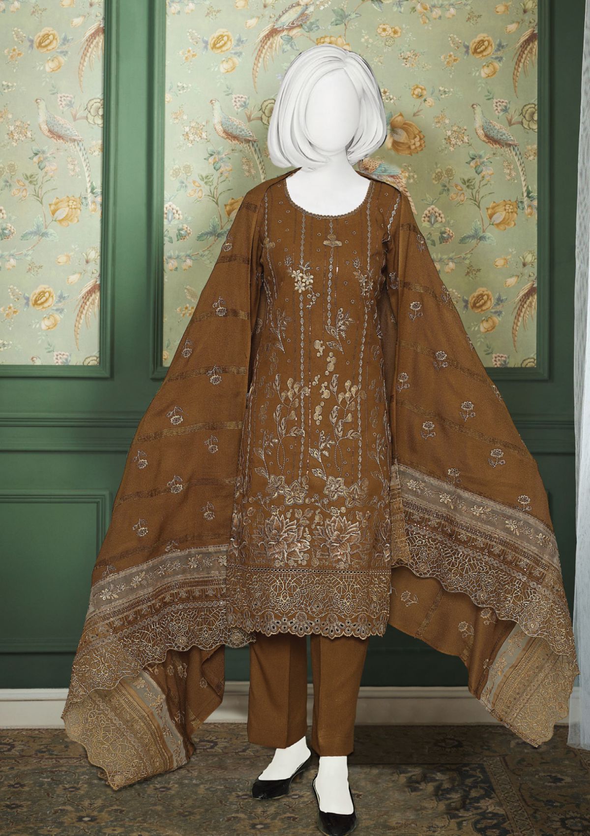 Sundas Emb Winter Zarri Series'24 D-25725