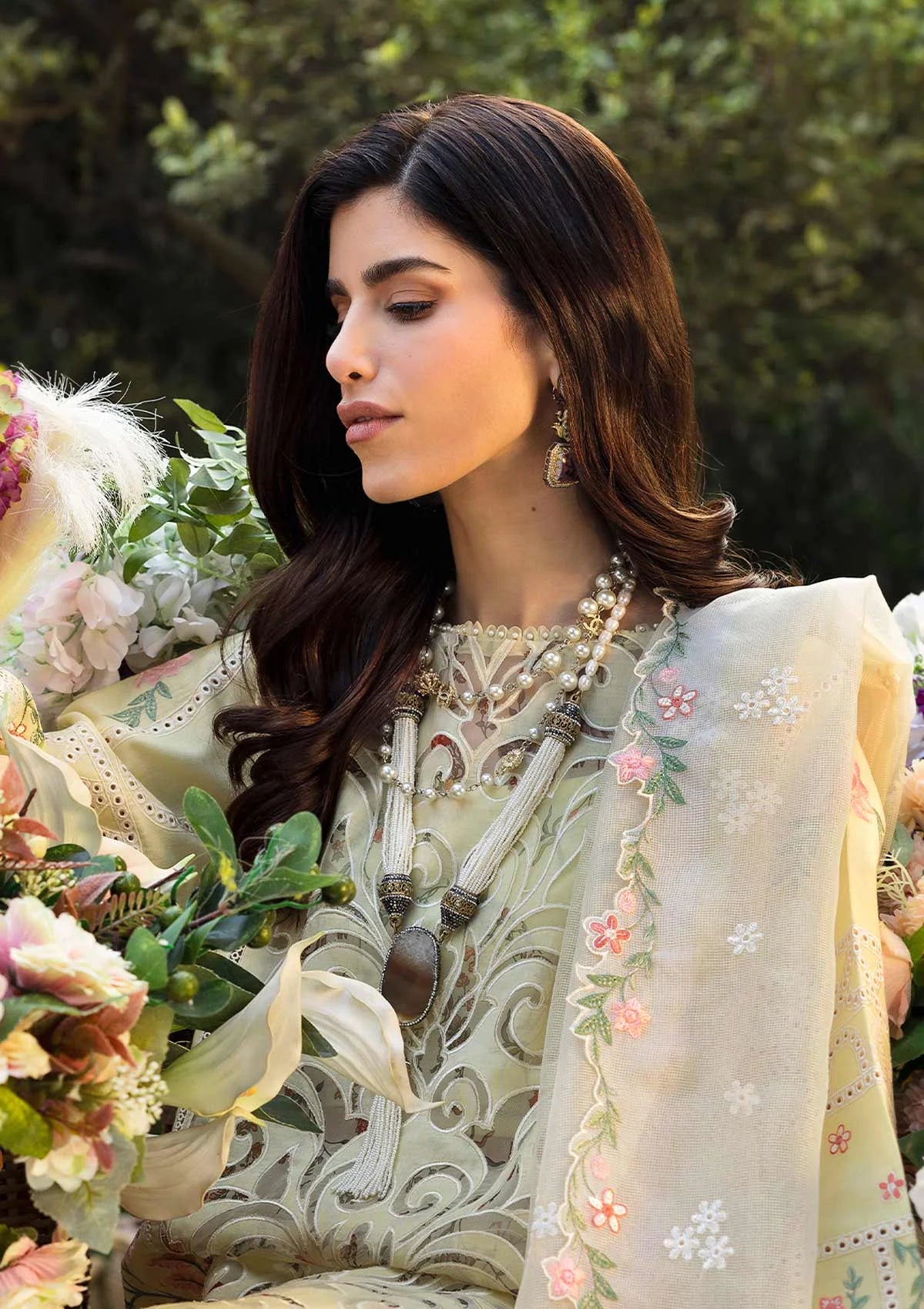 mohsin-saeed-fabrics-is-selling-online-and-in stores-Luxury-daily-wear-wedding-wear-formal-wear-in-budgeted-price-This-product-is-from-sardinia-floral-forest-luxury-lawn25-d-807-petal-veil-is-available-on-Mohsin-saeed-fabrics-website.