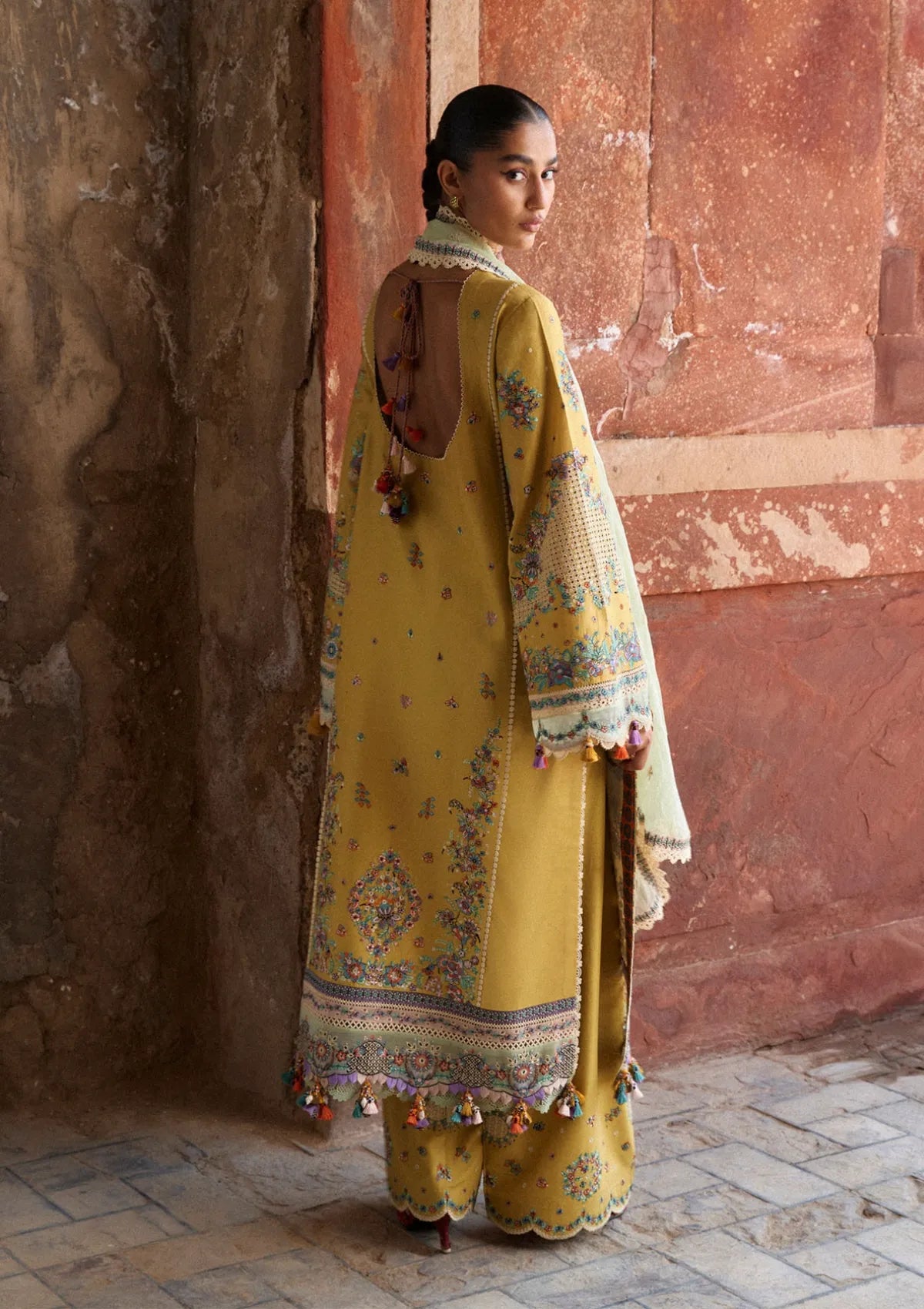 Hussain Rehar Zan Luxury Lawn'26 -Sari
