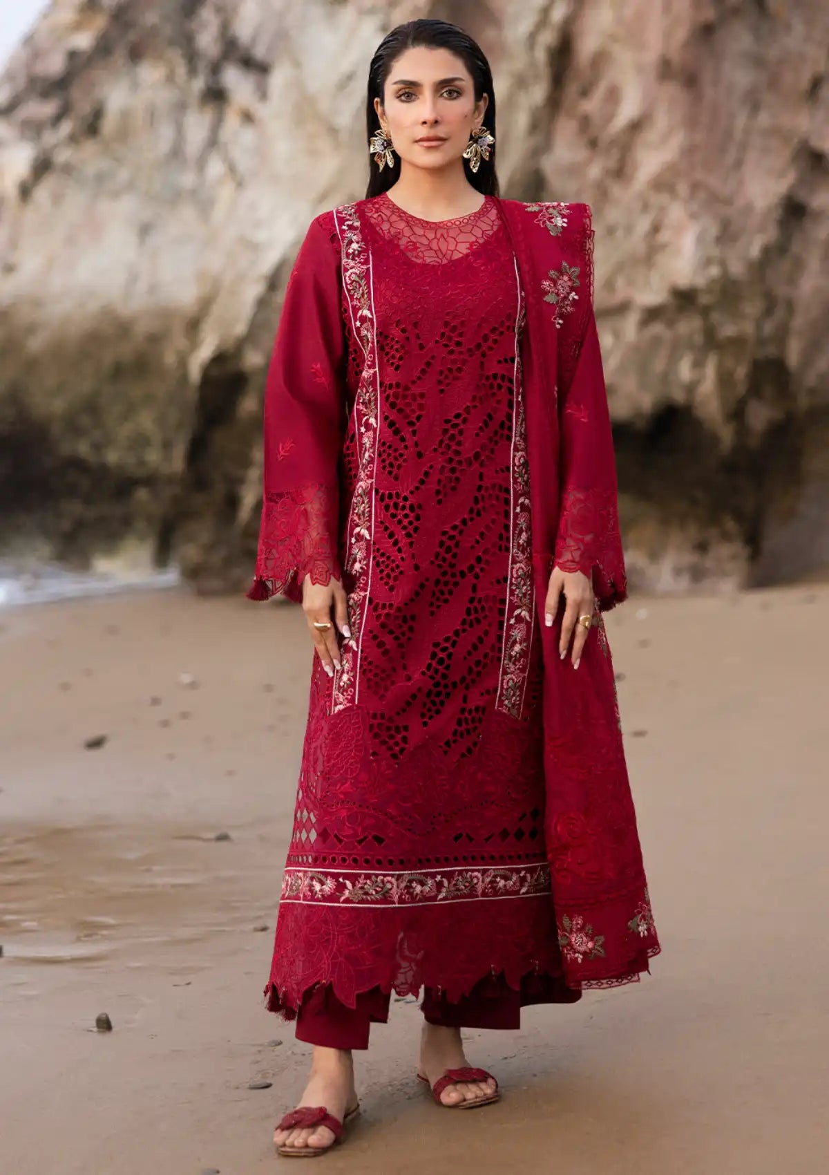 mohsin-saeed-fabrics-luxury-fashion-collection-daily-wear-wedding-and-formal-in-budget-This-product-is-from-mahnur-sirene-luxury-lawn25-d-02-a-scarlett-is-available-on-Mohsin-saeed-fabrics-website.