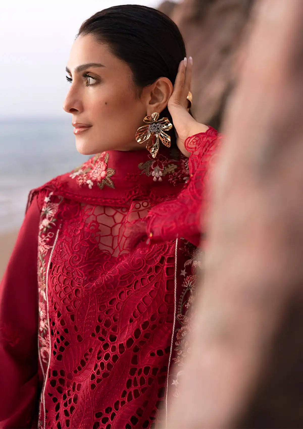 mohsin-saeed-fabrics-luxury-fashion-collection-daily-wear-wedding-and-formal-in-budget-This-product-is-from-mahnur-sirene-luxury-lawn25-d-02-a-scarlett-is-available-on-Mohsin-saeed-fabrics-website.