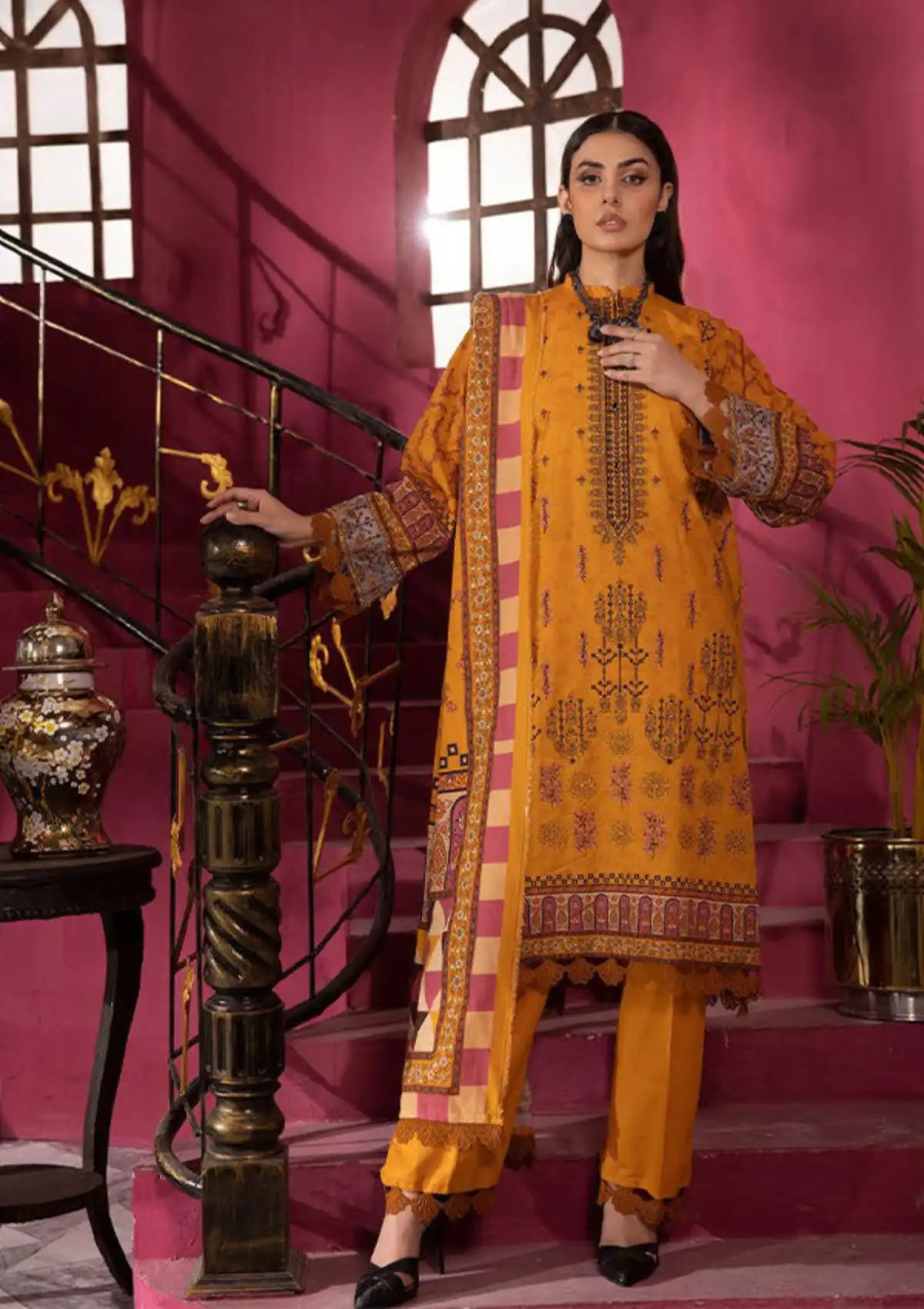 Shaista Aleena Khaddar'23 D-209 - Mohsin Saeed Fabrics