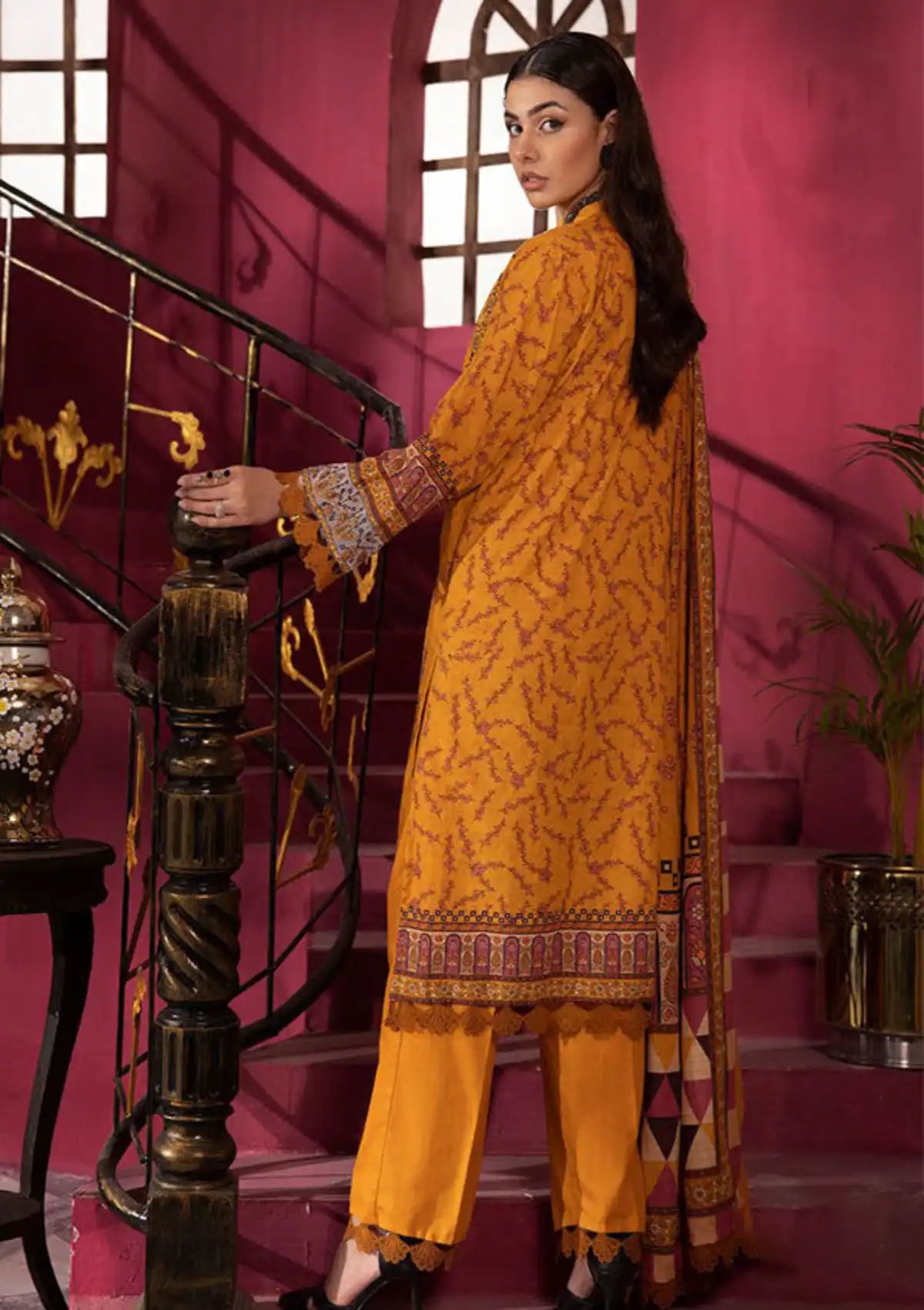 Shaista Aleena Khaddar'23 D-209 - Mohsin Saeed Fabrics