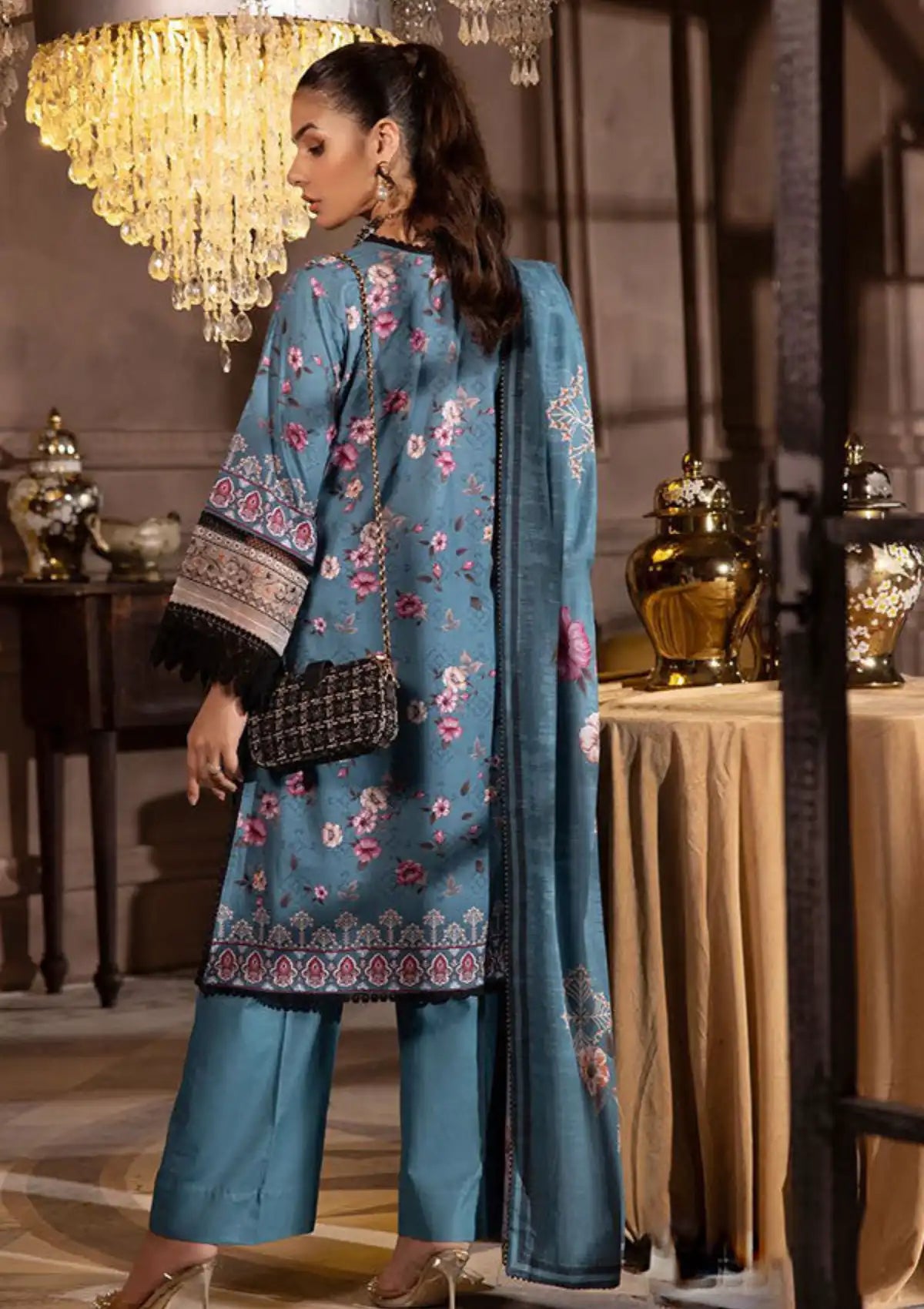 Shaista Aleena Khaddar'23 D-216 - Mohsin Saeed Fabrics
