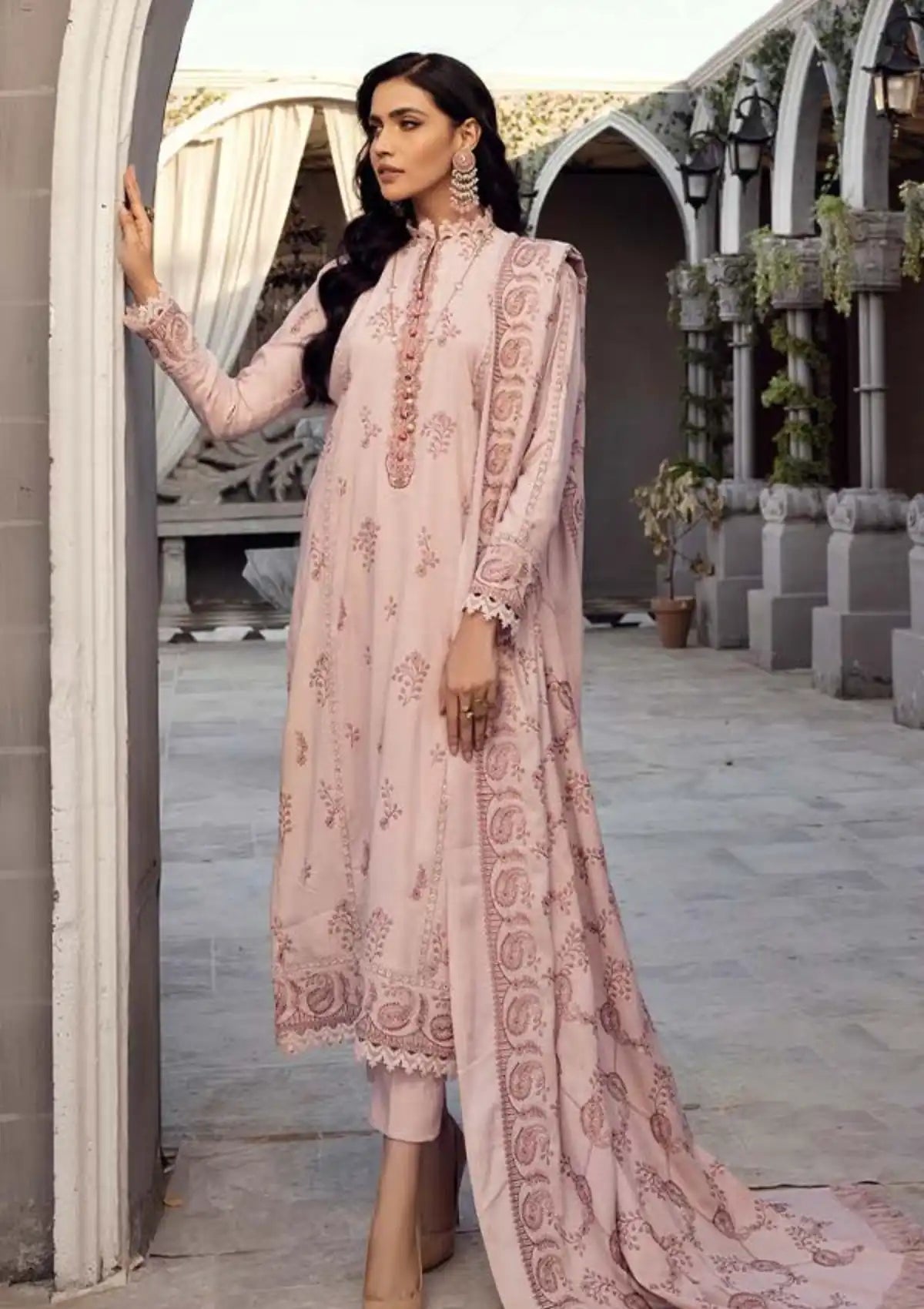 Shaista Silver Emb Peach'23 D-552 - Mohsin Saeed Fabrics