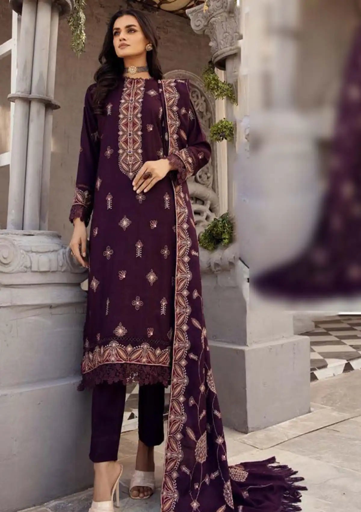 Shaista Silver Emb Peach'23 D-553 - Mohsin Saeed Fabrics