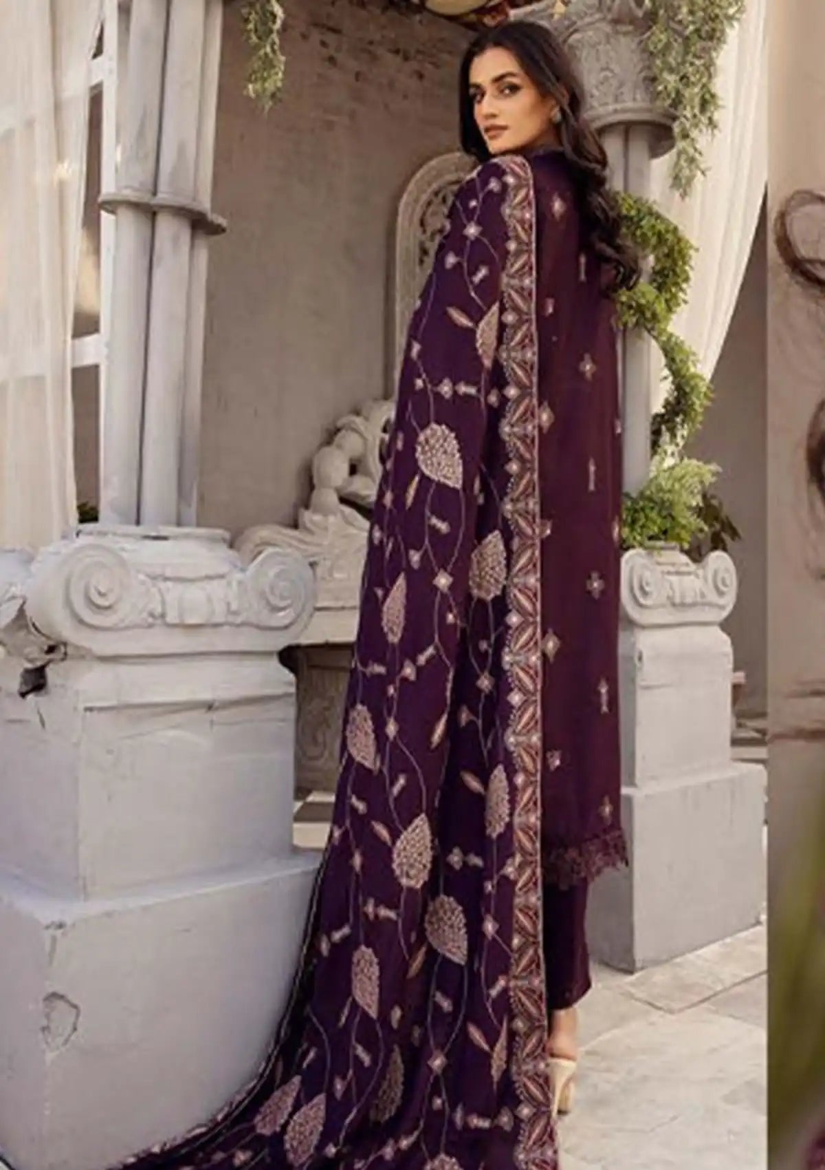 Shaista Silver Emb Peach'23 D-553 - Mohsin Saeed Fabrics