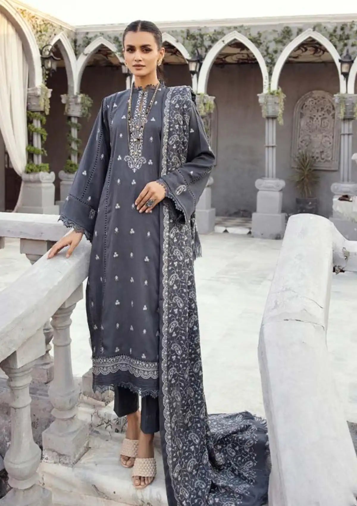 Shaista Silver Emb Peach'23 D-556 - Mohsin Saeed Fabrics