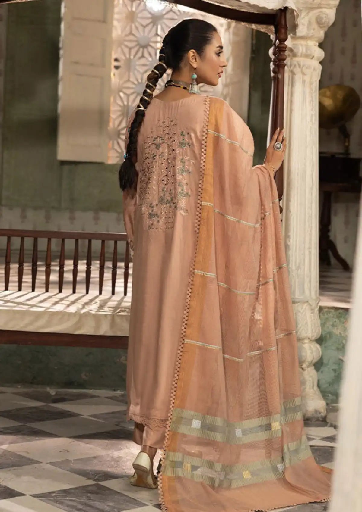 Shaista Exclusive Viscose'23 D-256 - Mohsin Saeed Fabrics
