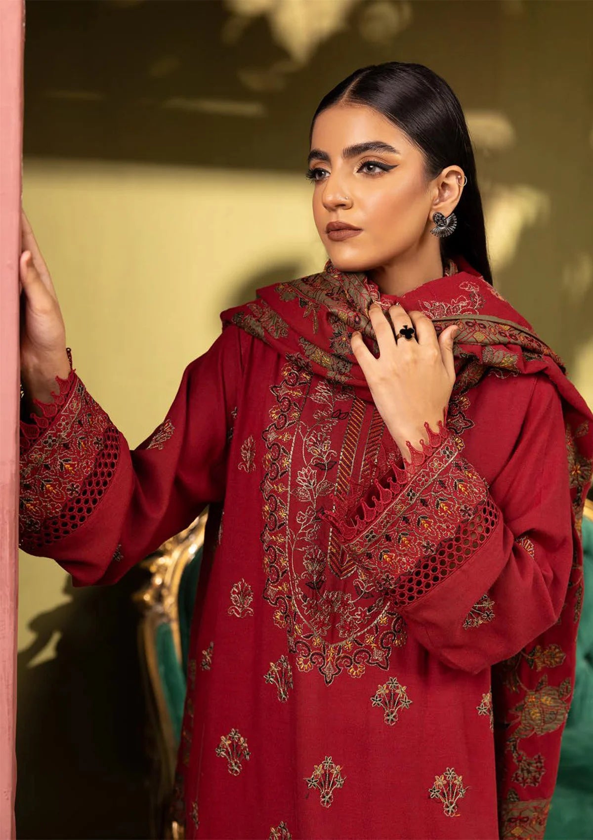 Shaista Premium Emb Karandi'23 D-164 - Mohsin Saeed Fabrics