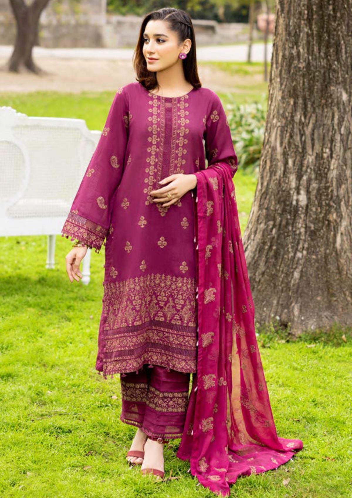 Shaista Areeha Karandi’23 SKE-21 - Mohsin Saeed Fabrics