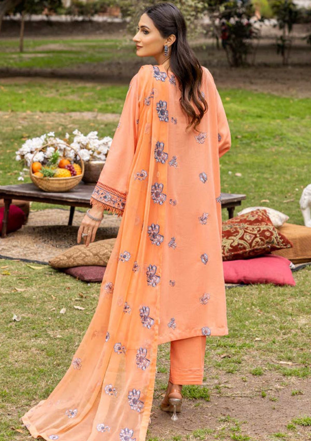 Shaista Areeha Karandi’23 SKE-22 - Mohsin Saeed Fabrics