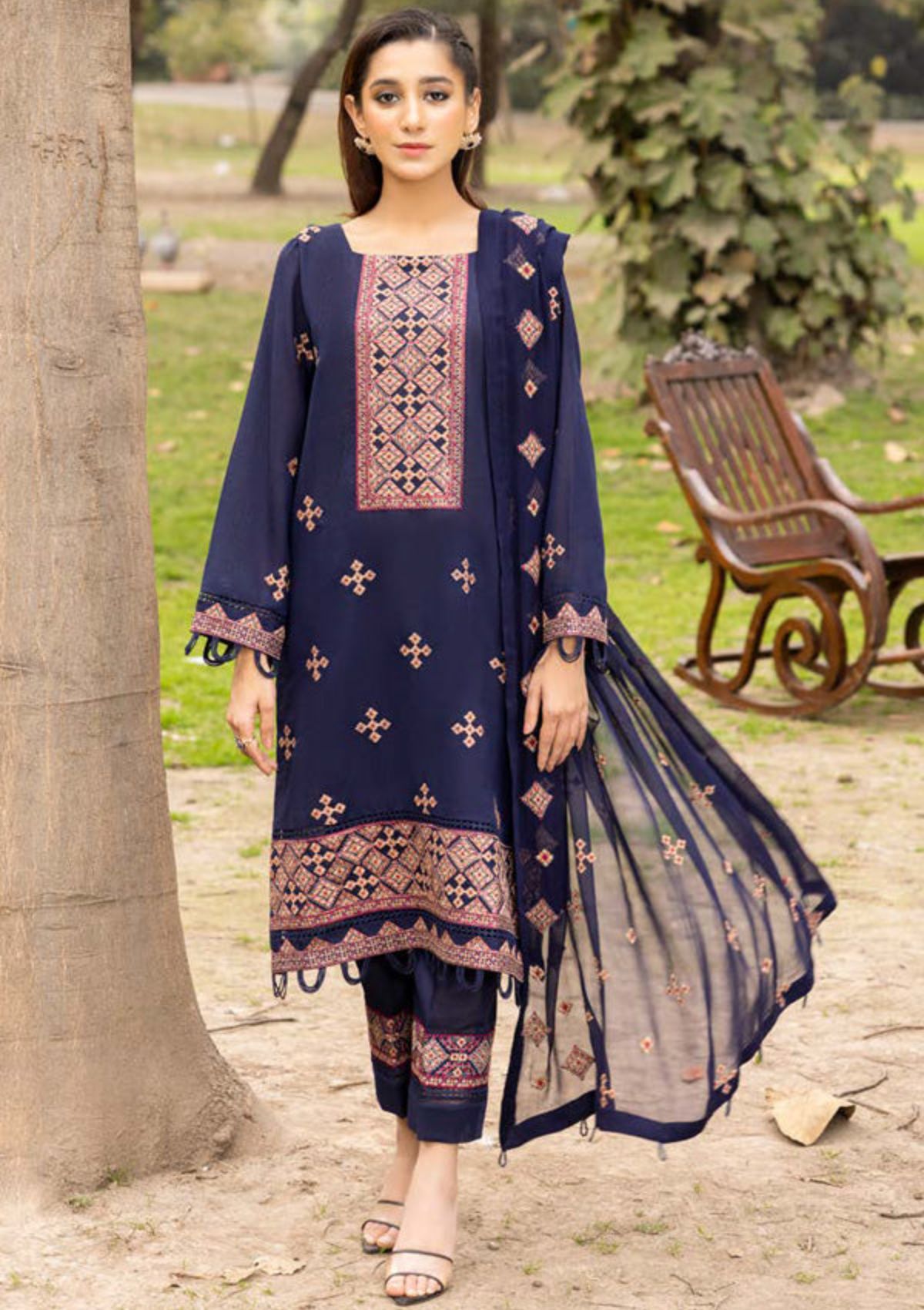 Shaista Areeha Karandi’23 SKE-23 - Mohsin Saeed Fabrics