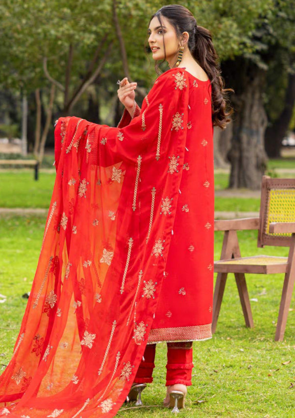 Shaista Areeha Karandi’23 SKE-27 - Mohsin Saeed Fabrics