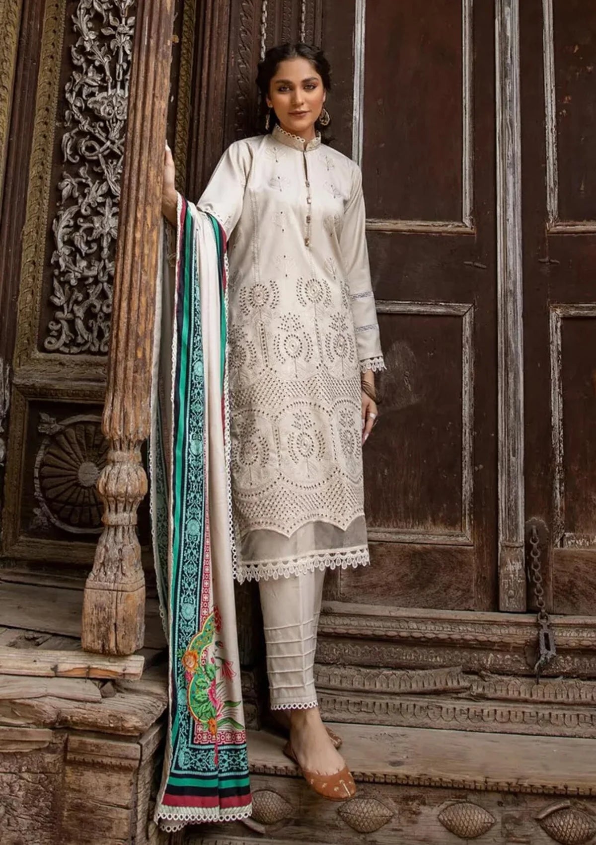 Shamiyana By Khoobsurat Emb Dhanak'23 SE-76 - Mohsin Saeed Fabrics