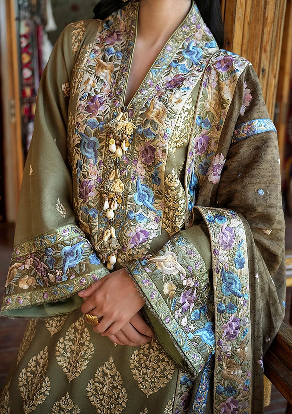 Mushq Broadway Winter'26 D-12 Silk Road