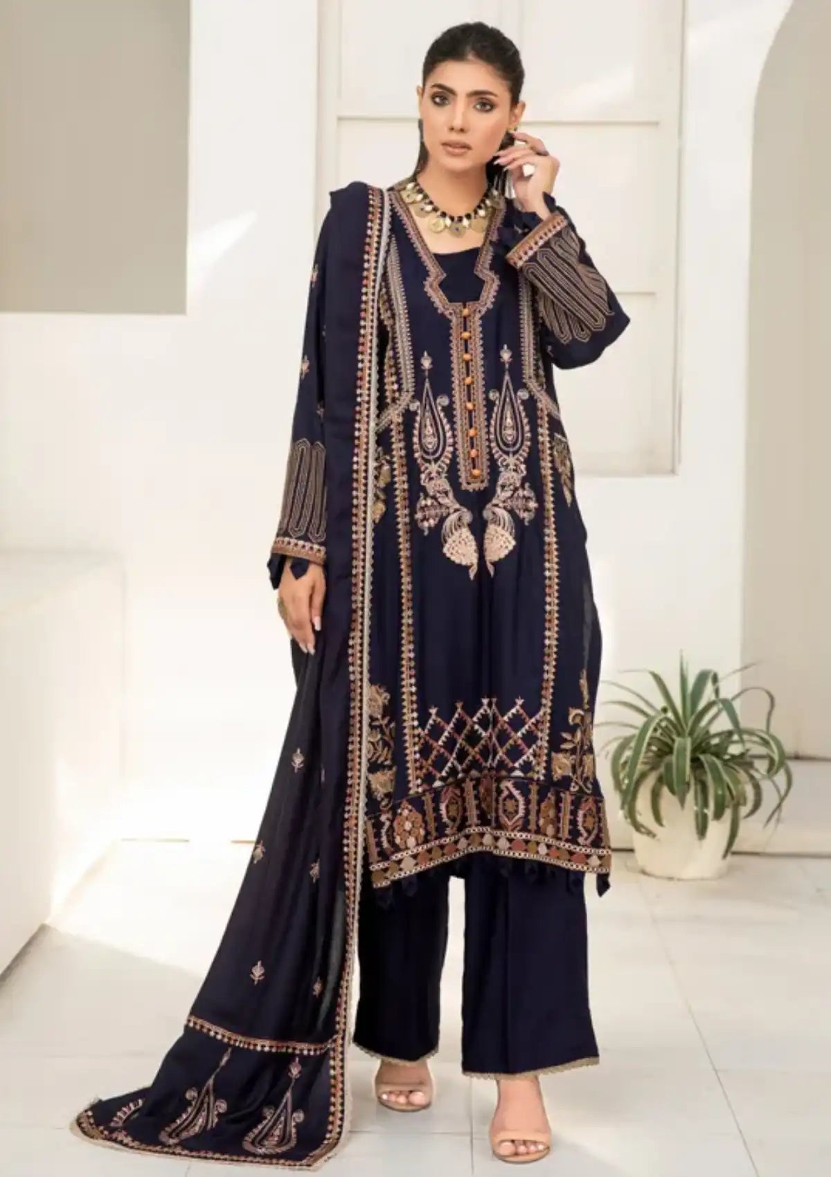 Smile Husn-e-Jadwa Luxury Shawl'23 D-1248 - Mohsin Saeed Fabrics
